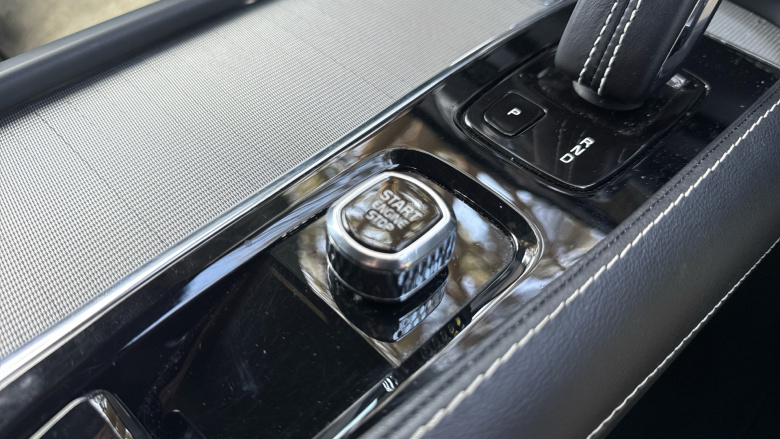 Volvo Xc90 2.0 B5D [235] R DESIGN 5dr AWD Geartronic Diesel Estate